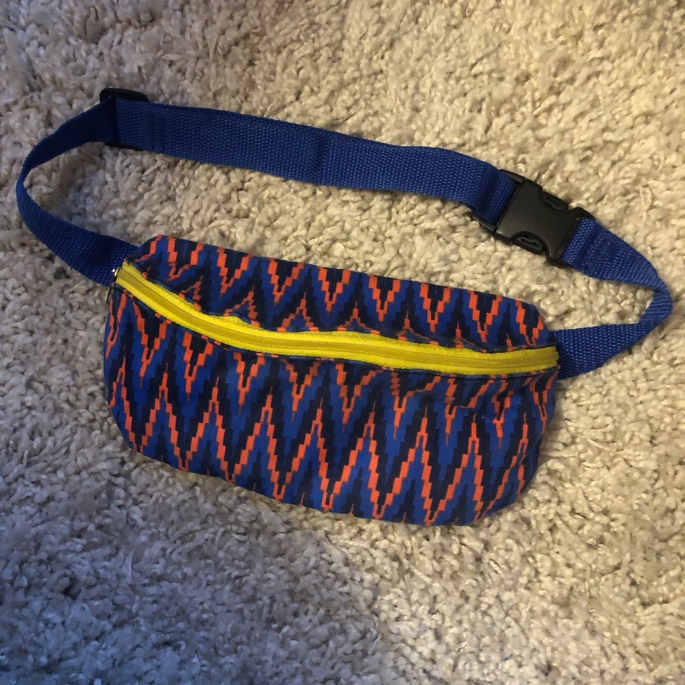 80s style fanny pack / belt bag - retro pattern -
